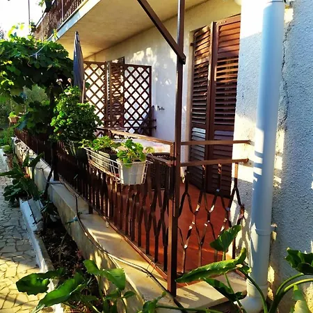 Gabriela Apartment *