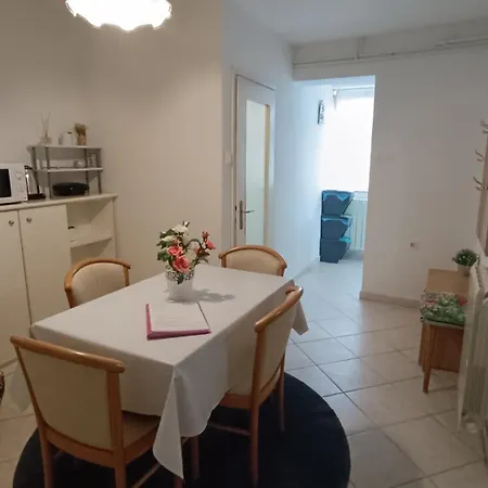 Apartment Gabriela *